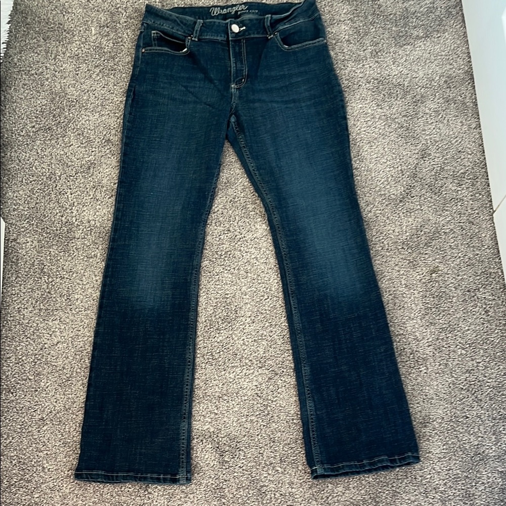 Wrangler Dark Wash Boot Cut Jean Size 11